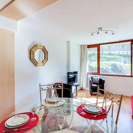 Apartment Agreable 6 Pers, 2 Chambres, Centre Station, 80m Des Pistes, Equipe Et Confortable - Fr-1-404-47